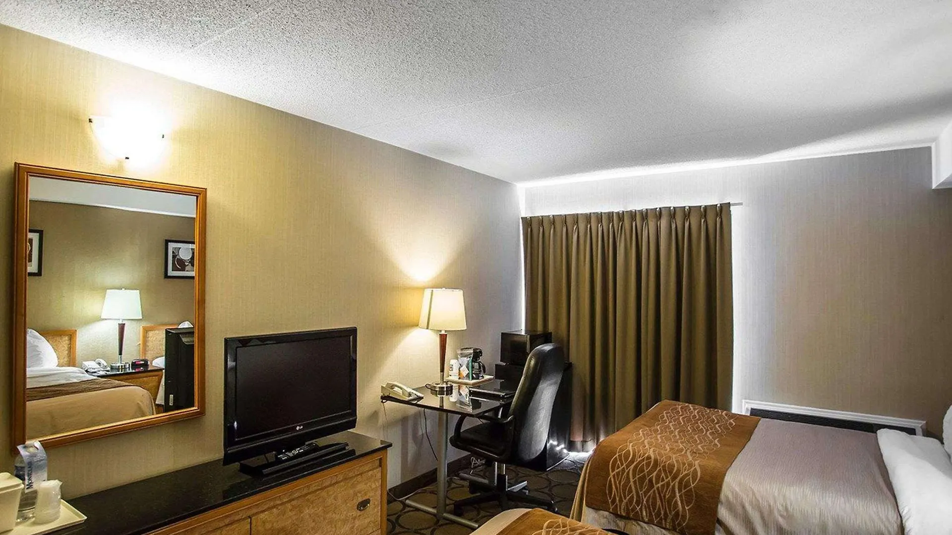 Comfort Inn West Ottawa