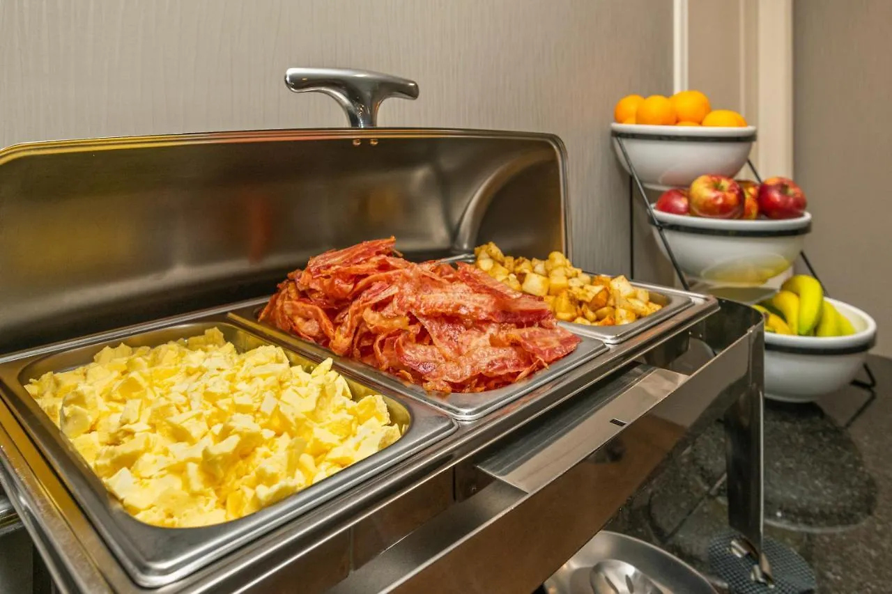 Comfort Inn West Otawa