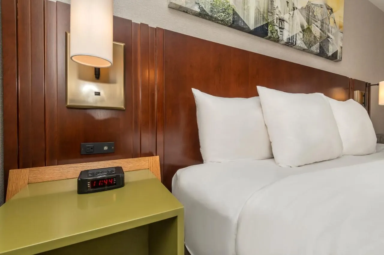 Comfort Inn West Otawa 3*,